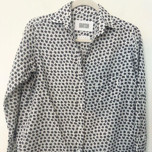 Grayson Hero Front Button Women’s Blouse 01-XS - Picture 2 of 5